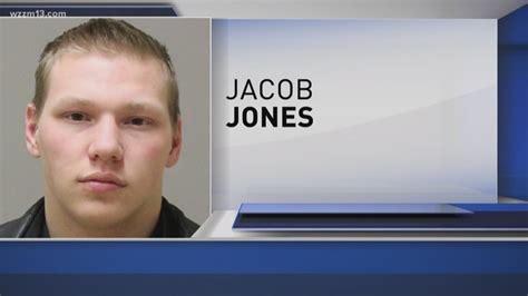 dl teen twitter|Twitter photo brings felony charge for DL teen